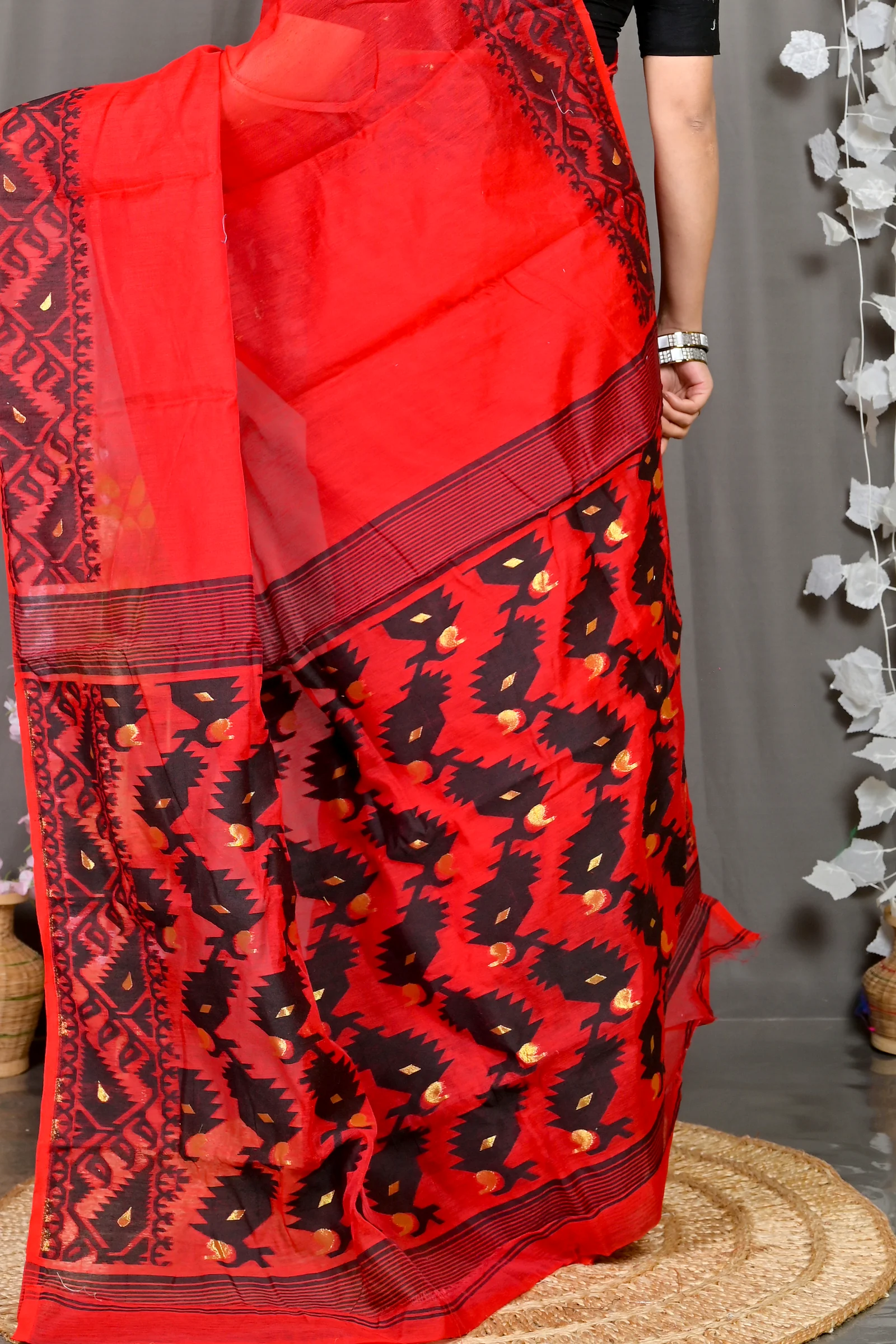 Maroon Cotton Blended Parv Jamdani Saree (561)